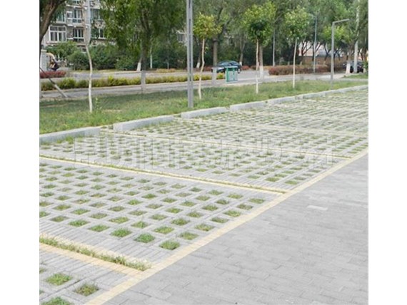 云南植草磚與人行道的協(xié)調(diào)性如何？適合鋪設(shè)在哪些地方？