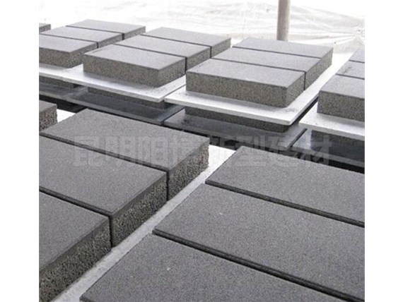 水泥制品在道路建設中的優(yōu)勢有哪些？云南陽博水泥制品廠家分享