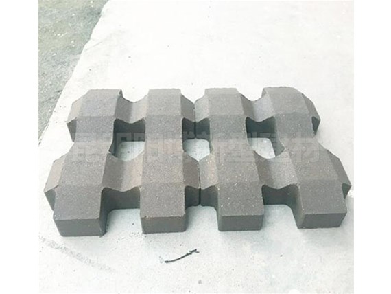 植草磚的養(yǎng)護(hù)要注意哪些事項(xiàng)？云南陽博水泥分享